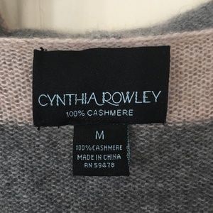 Cynthia Rowley Tops - Cynthia Rowley 100% CashmereStriped sweater hoodie Cynthia Rowley Tops - Cynthia Rowley 100% CashmereStriped sweater hoodie